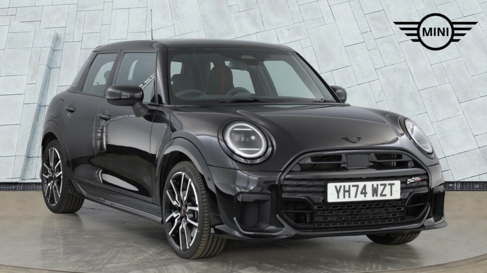 Mini Hatch Cooper C Black