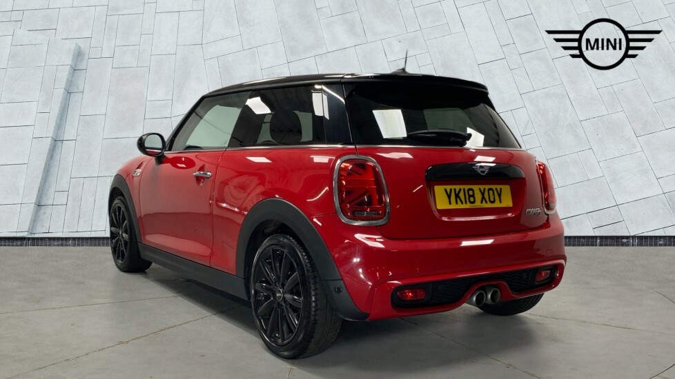 Mini Hatch Cooper S 3-Door Hatch Red #2