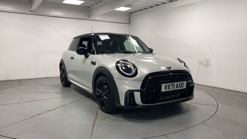 Mini Hatch 3-Door Hatch Cooper Sport VX71AXO Silver