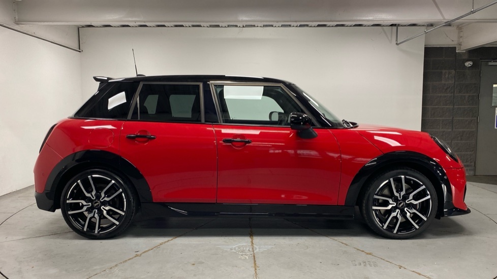 Mini Hatch Cooper C VN75SKD Red #3