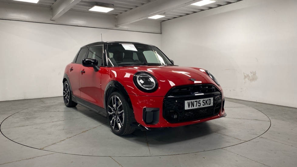 Mini Hatch Cooper C VN75SKD Red
