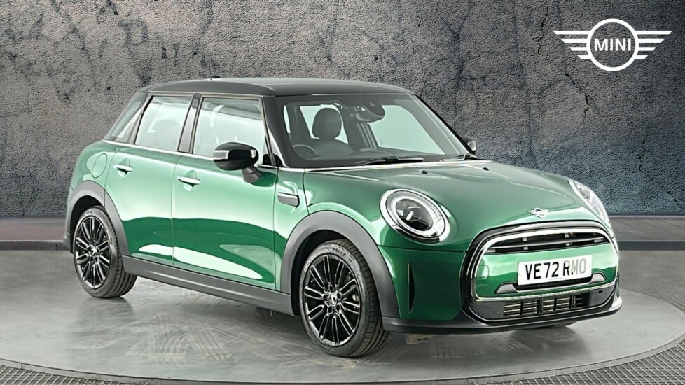 Mini Hatch 5-Door Hatch Cooper Exclusive Green