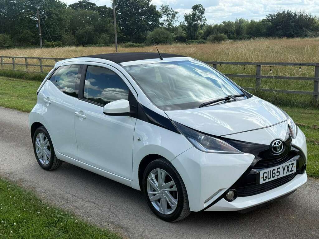 Toyota Aygo X 1.0 Aygo X-pression Vvt-i White #3