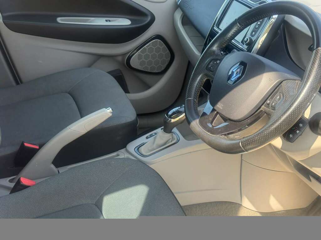 Renault Zoe Zoe Dynamique Intens White #2