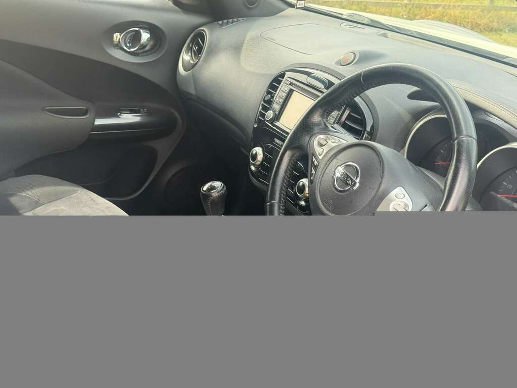 Nissan Juke 1.2 Juke Acenta Premium Dig-t White #3