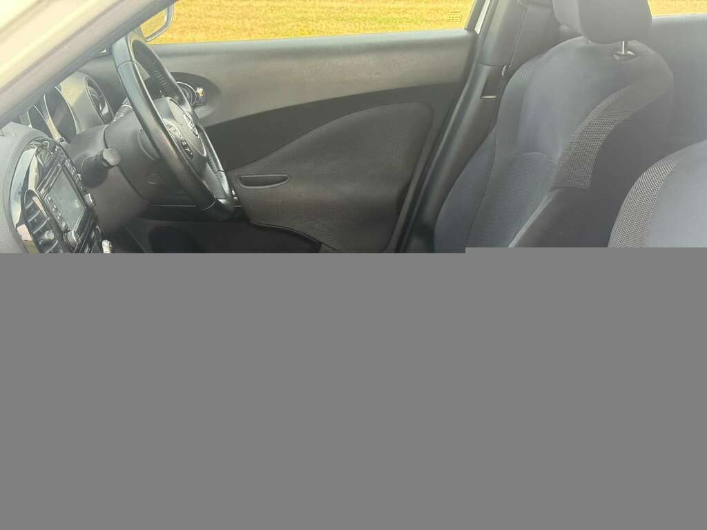 Nissan Juke 1.2 Juke Acenta Premium Dig-t White #4
