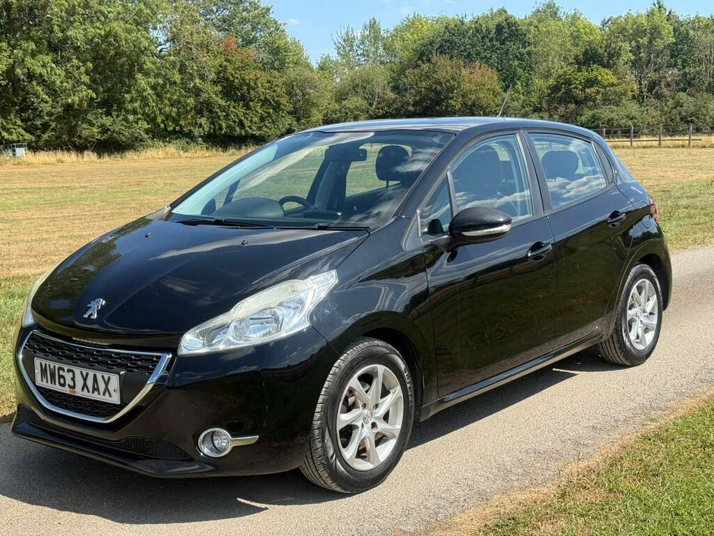 Peugeot 208 1.4 208 Active Hdi Black #2