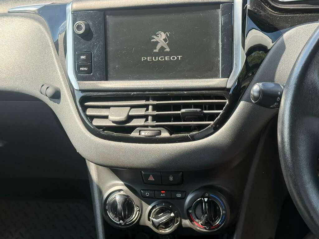 Peugeot 208 Silver #15