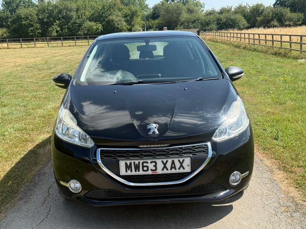 Peugeot 208 1.4 208 Active Hdi Black #3