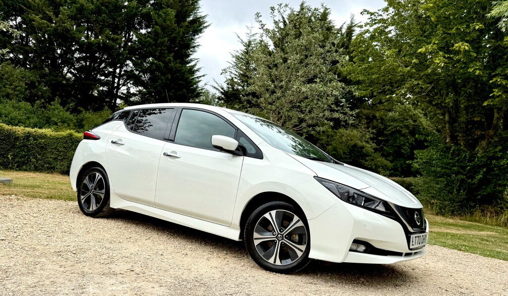 Nissan Leaf 40Kwh N-connecta Hatchback 150