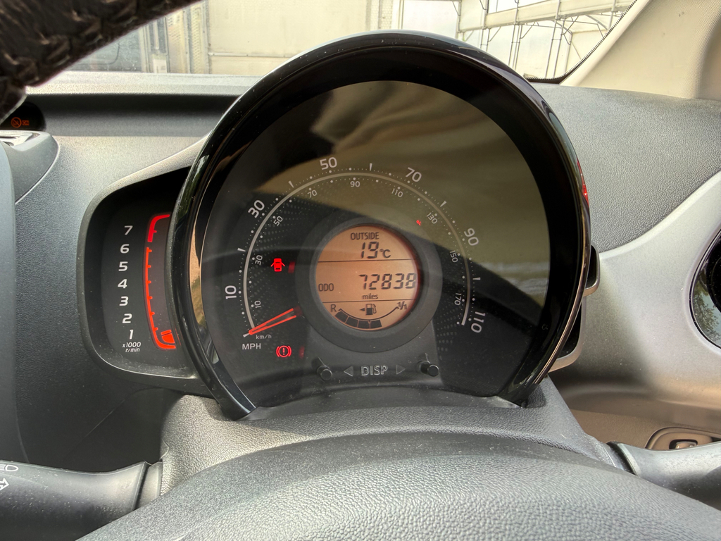 Toyota Aygo Hatchback Blue #32