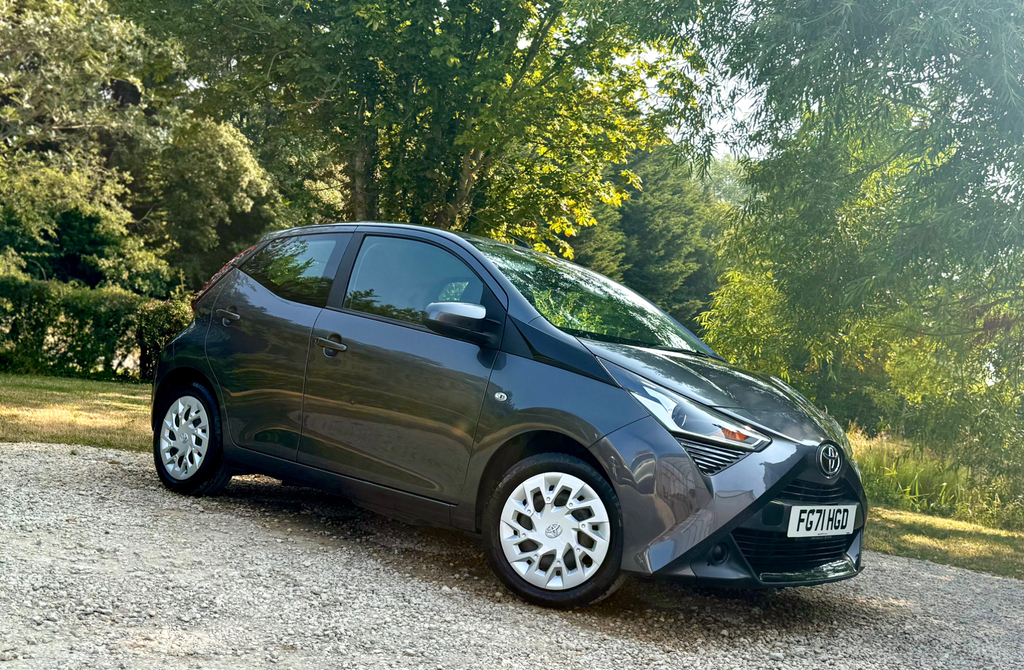 Toyota Aygo 1.0 Vvt-i X-play Hatchback Euro