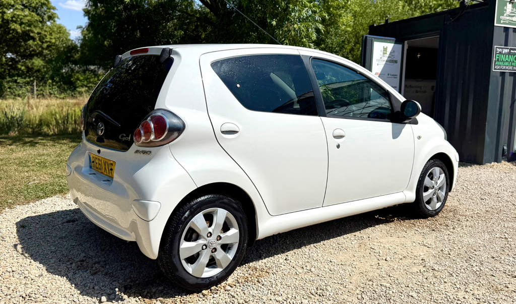 Toyota Aygo 1.0 Vvt-i Go Hatchback Euro 5 6 #4