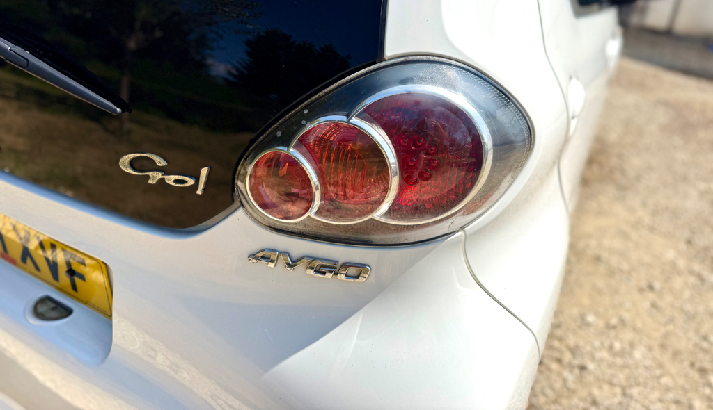 Toyota Aygo Hatchback Red #11