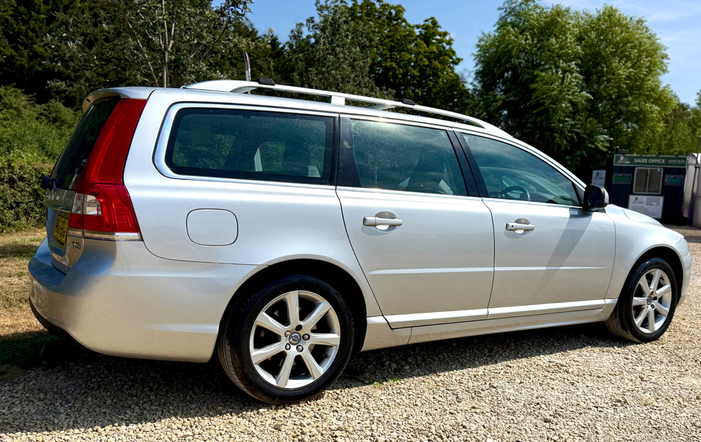 Volvo V70 2.0 D3 Se Lux Estate Euro 6 Ss  #5