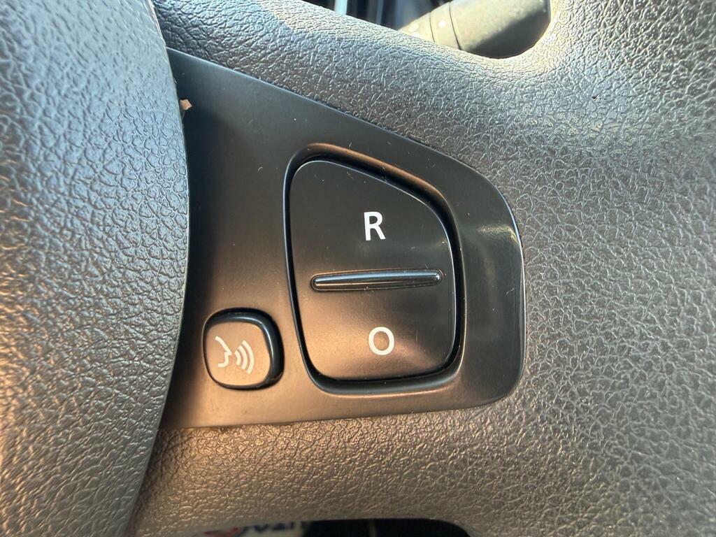 Renault Trafic 2.0 Dci Energy 28 Business Swb Standard Roof Euro White #25