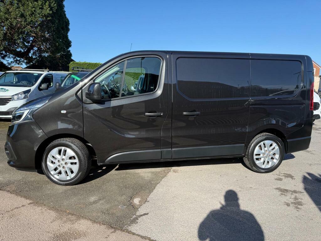 Renault Trafic 2.0 Dci Energy 28 Business Swb Standard Roof Euro White #15