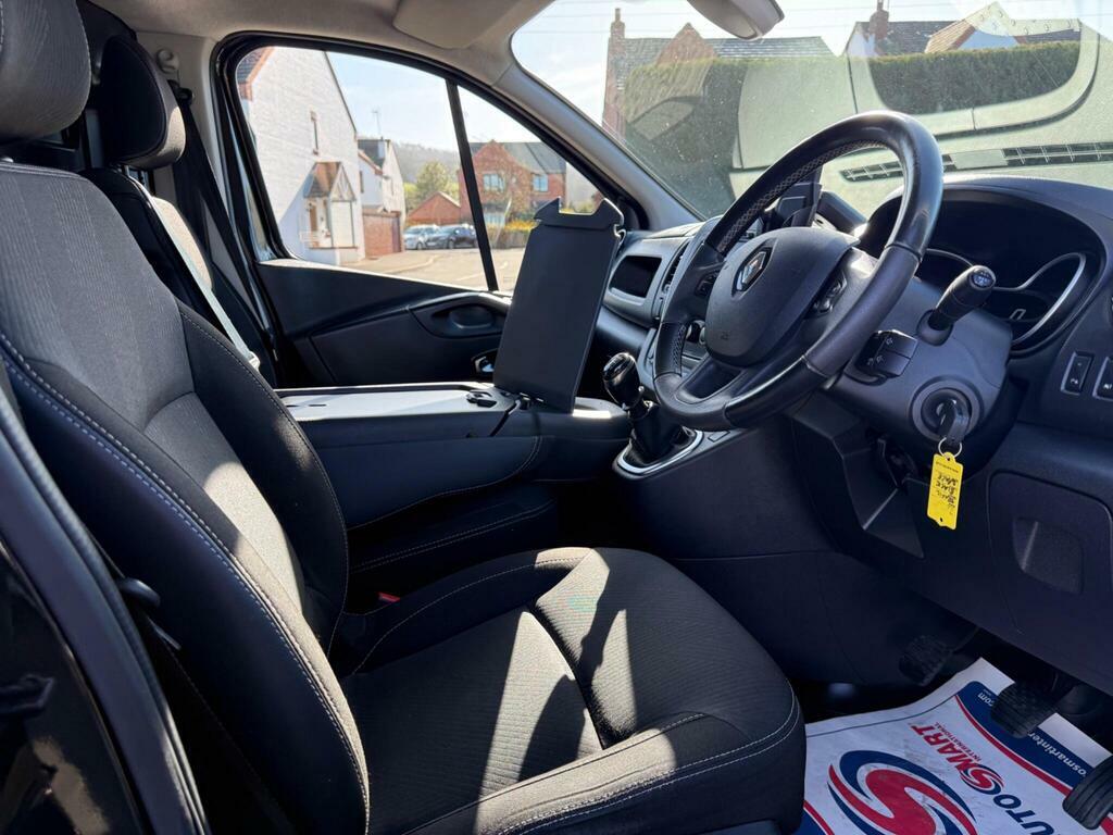 Renault Trafic 2.0 Dci Energy 28 Business Swb Standard Roof Euro White #21