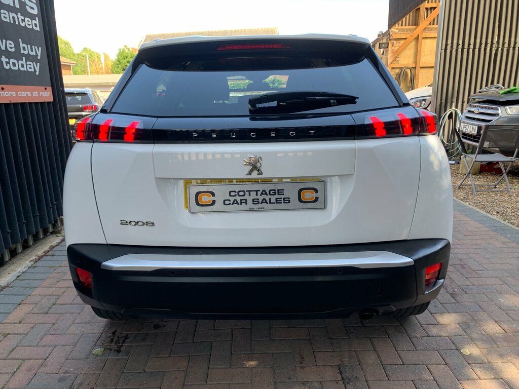 Peugeot 2008 1.2 Puretech Allure Suv Euro 6 White #5