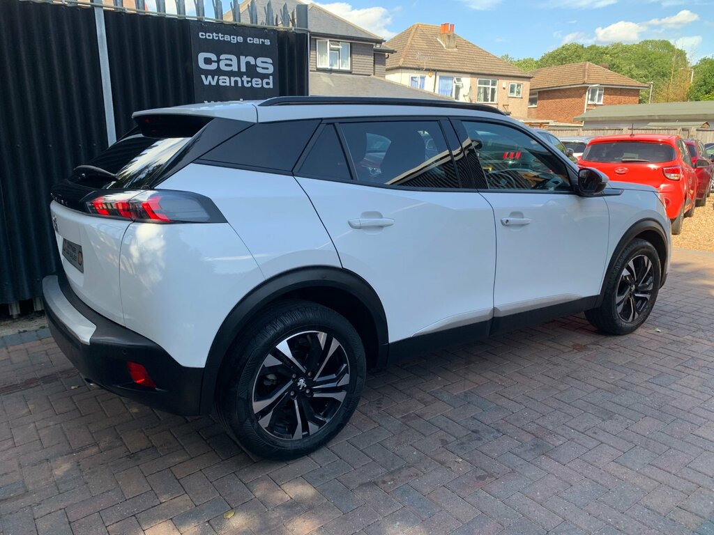 Peugeot 2008 1.2 Puretech Allure Suv Euro 6 White #3