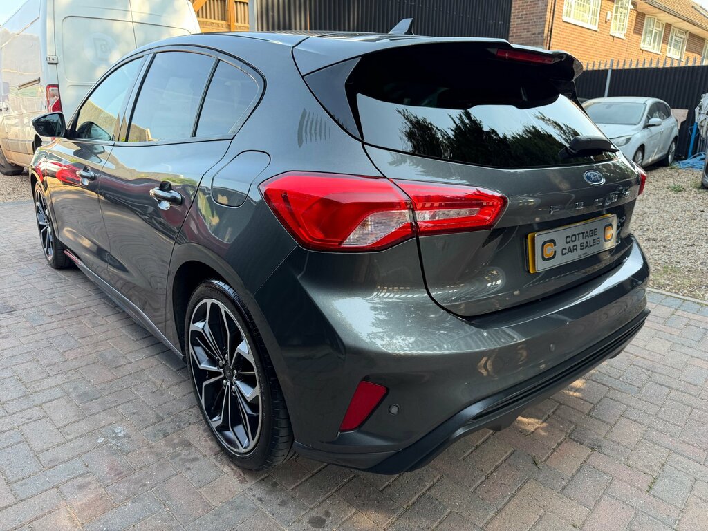 Ford Focus 1.0T Ecoboost St-line X Hatchback Manua Grey #5