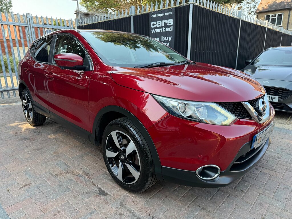 Nissan Qashqai 1.2 Dig-t N-tec Suv 2Wd Euro 6 Red #2