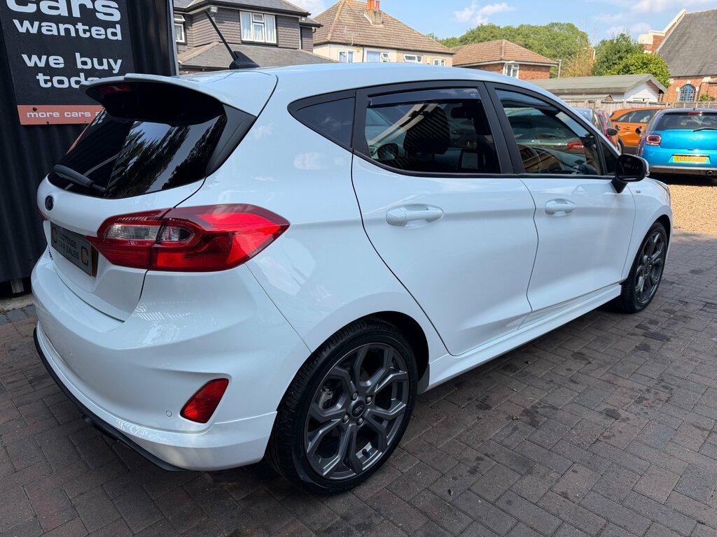 Ford Fiesta 1.0T Ecoboost Gpf St-line Hatchback Man White #3
