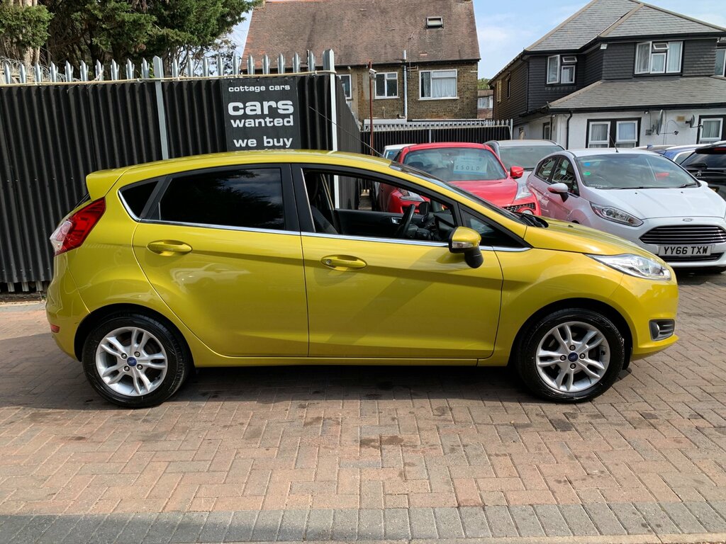 Ford Fiesta 1.0T Ecoboost Zetec Hatchback Eu Yellow #5