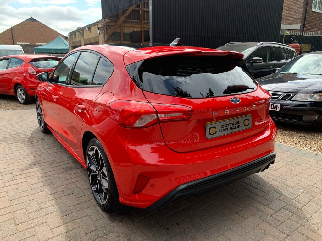 Ford Focus 1.0T Ecoboost St-line X Hatchback Manua Red #6