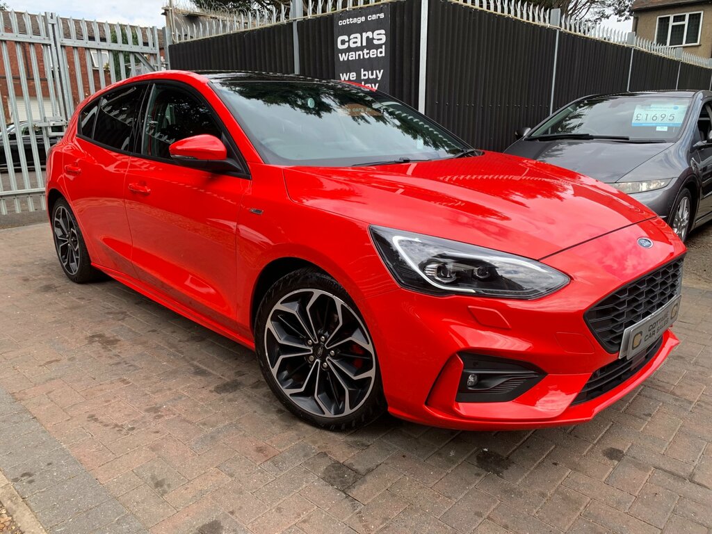 Ford Focus 1.0T Ecoboost St-line X Hatchback Manua Red #2
