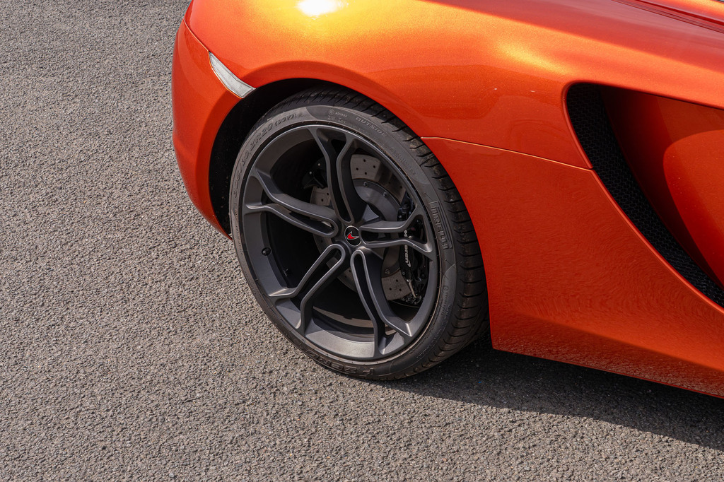 McLaren MP4 Spider 2dr Silver #40