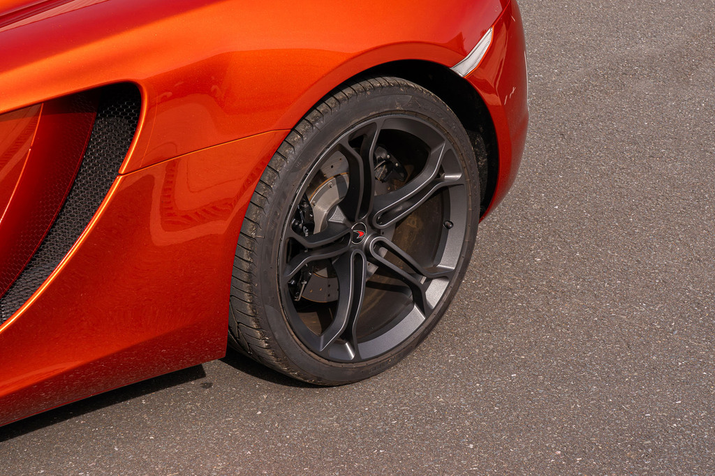 McLaren MP4 Spider 2dr Silver #44