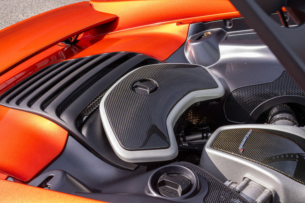 McLaren MP4 Spider 2dr Silver #68