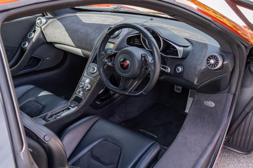 McLaren MP4 Spider 2dr Silver #46