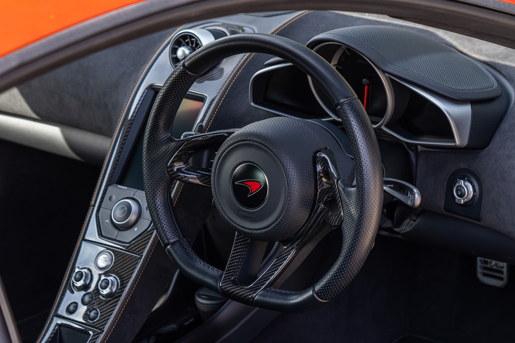McLaren MP4 Spider 2dr Silver #47
