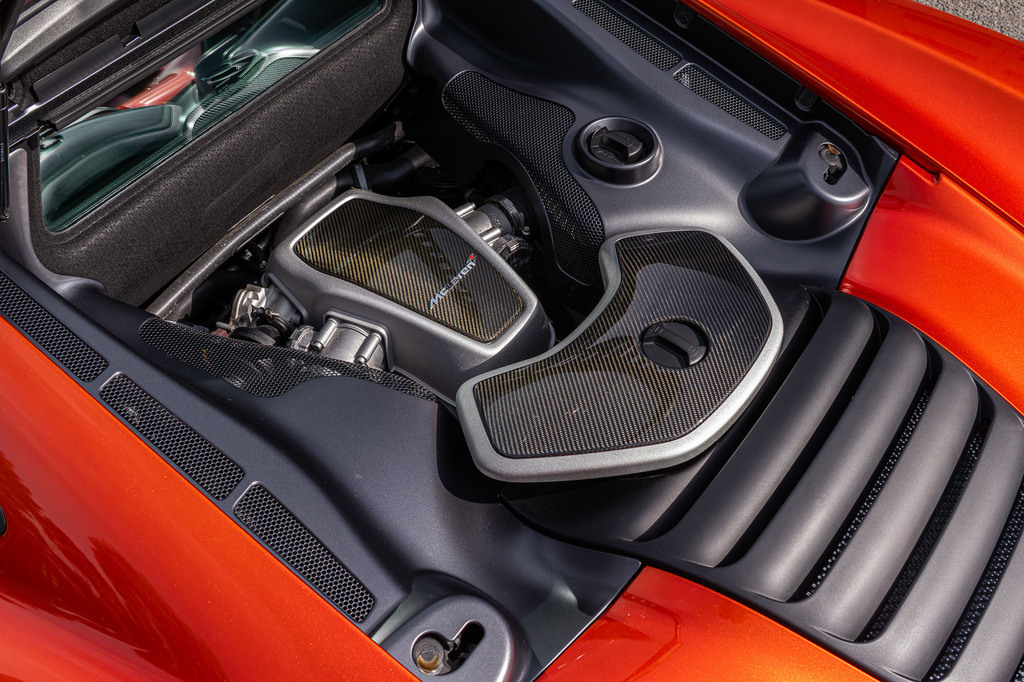 McLaren MP4 Spider 2dr Silver #66