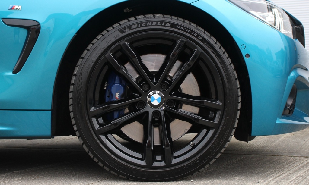 BMW 4 Series 420D 190 M Sport Professional Media Black #11