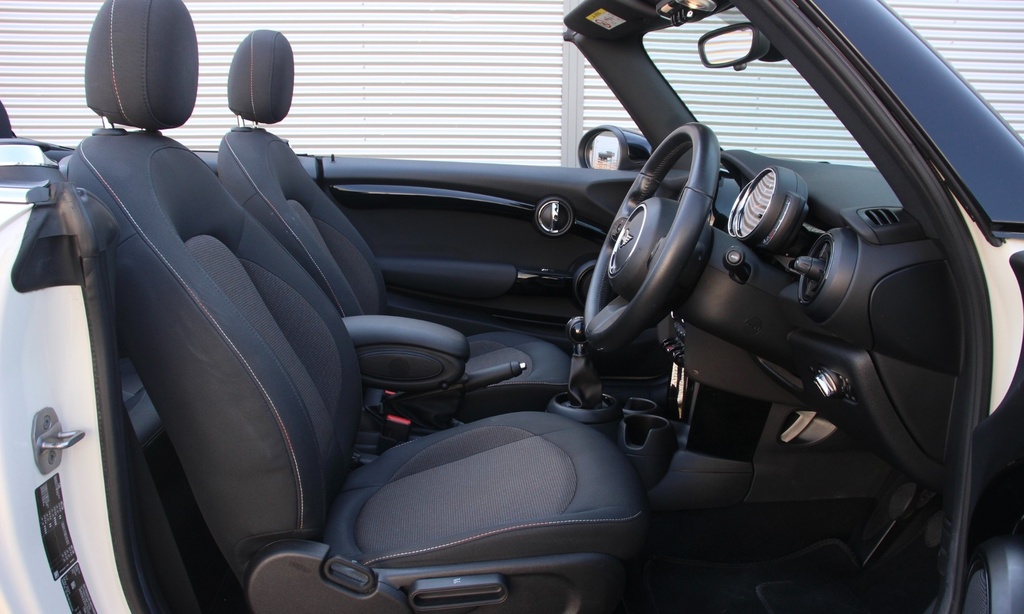 Mini Convertible Manual White #6