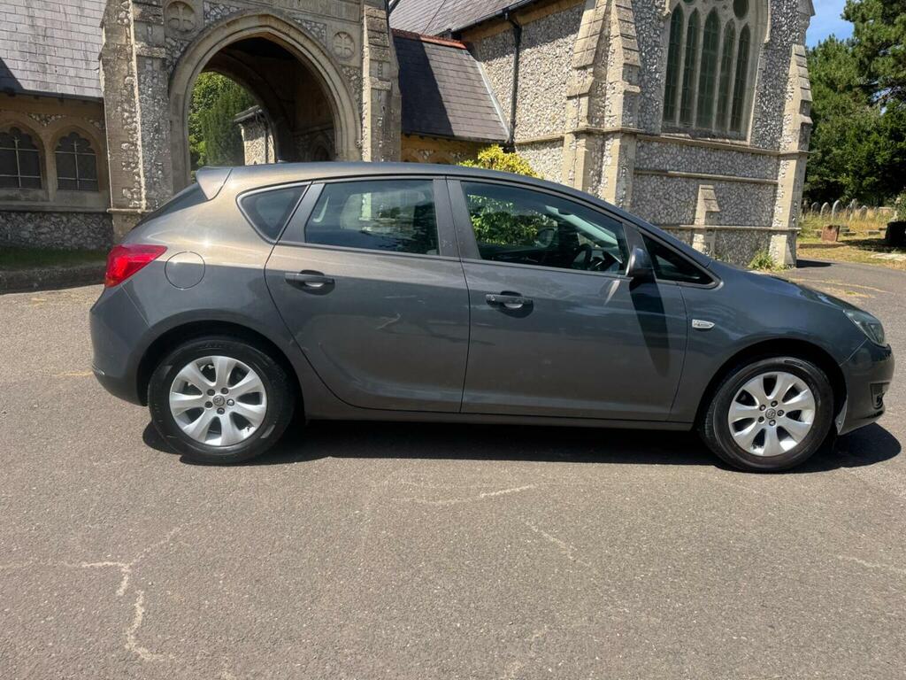 Vauxhall Astra 2.0 Cdti Sri Sports Tourer Euro 5 Ss Grey #16