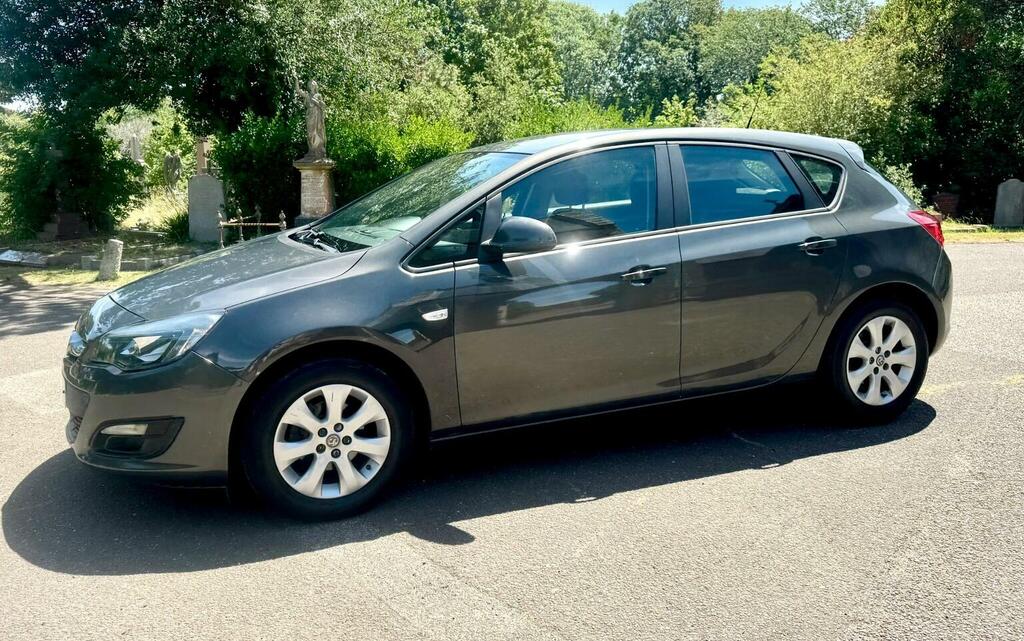 Vauxhall Astra 2.0 Cdti Sri Sports Tourer Euro 5 Ss Grey #12