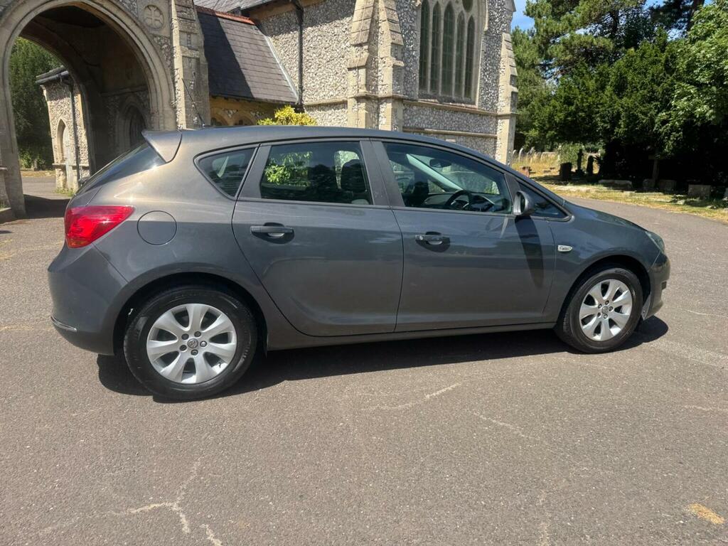 Vauxhall Astra 2.0 Cdti Sri Sports Tourer Euro 5 Ss Grey #17