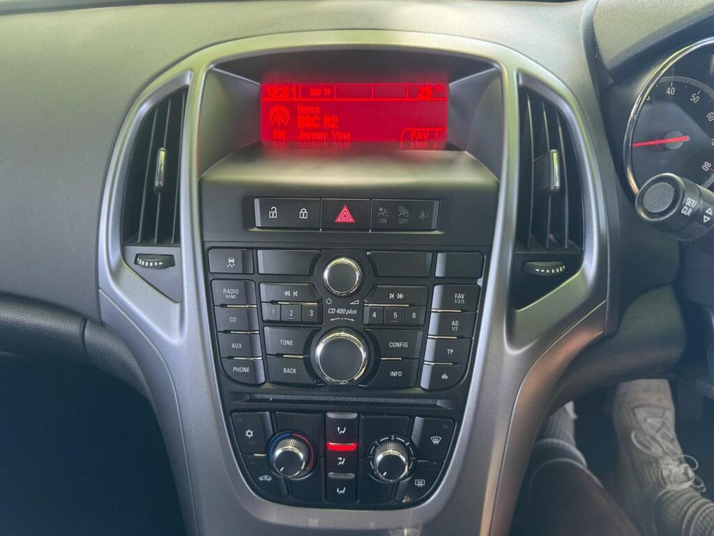 Vauxhall Astra 2.0 Cdti Sri Sports Tourer Euro 5 Ss Grey #47