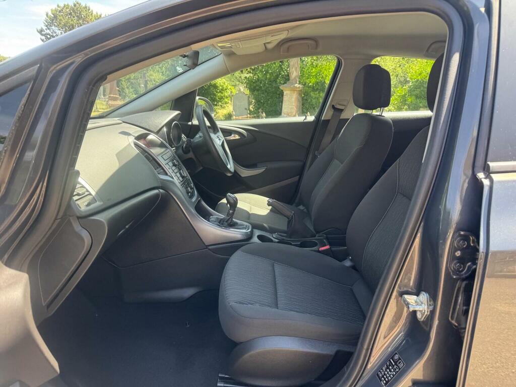 Vauxhall Astra 2.0 Cdti Sri Sports Tourer Euro 5 Ss Grey #52