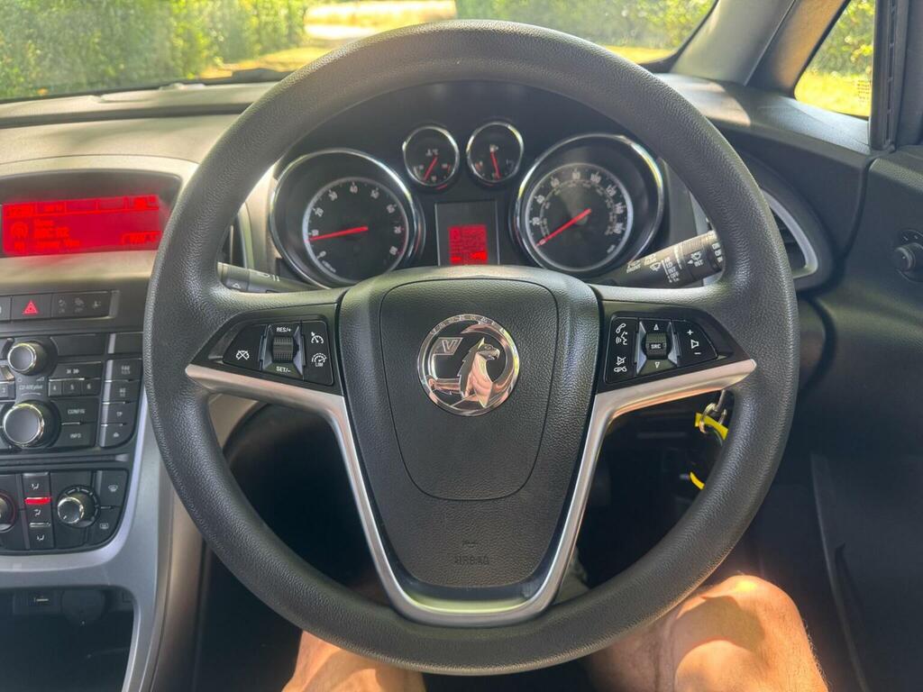 Vauxhall Astra 2.0 Cdti Sri Sports Tourer Euro 5 Ss Grey #51