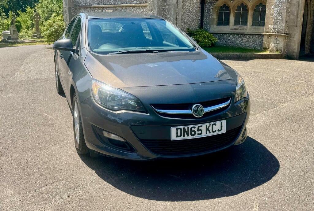 Vauxhall Astra 2.0 Cdti Sri Sports Tourer Euro 5 Ss Grey #7