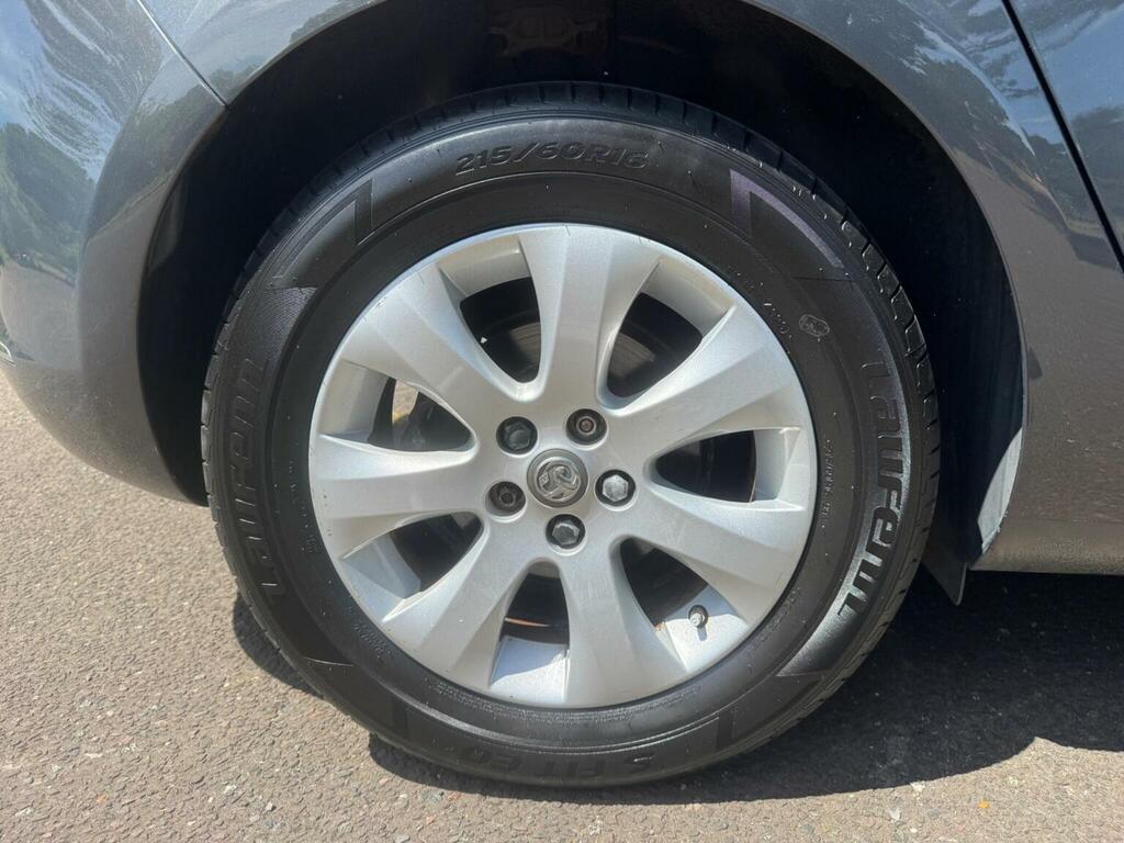 Vauxhall Astra 2.0 Cdti Sri Sports Tourer Euro 5 Ss Grey #45