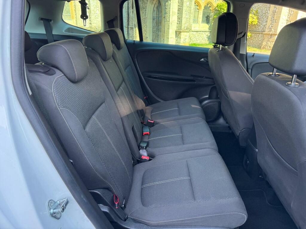 Vauxhall Zafira Tourer Tourer 2.0 Cdti Elite Euro 5 Black #38