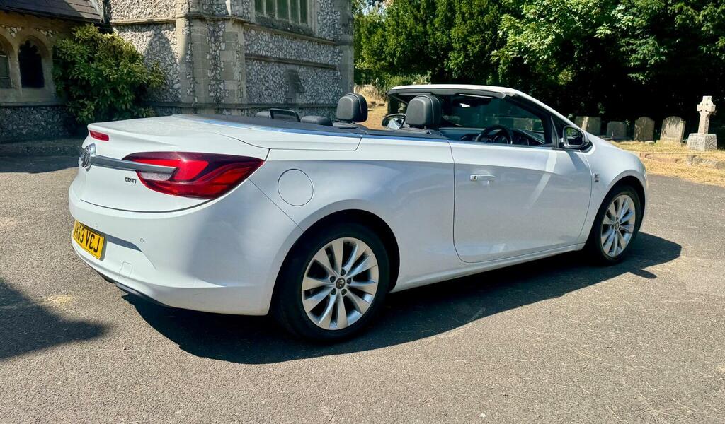 Vauxhall Cascada Se Cdti Ss Great Spec And Value Only Covered 6600 Black #21