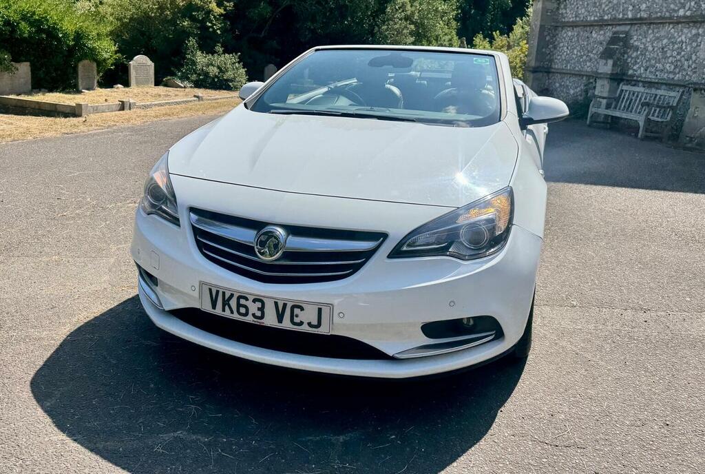 Vauxhall Cascada Convertible 2.0 Cdti Elite Euro 5 Ss 2013 White #2
