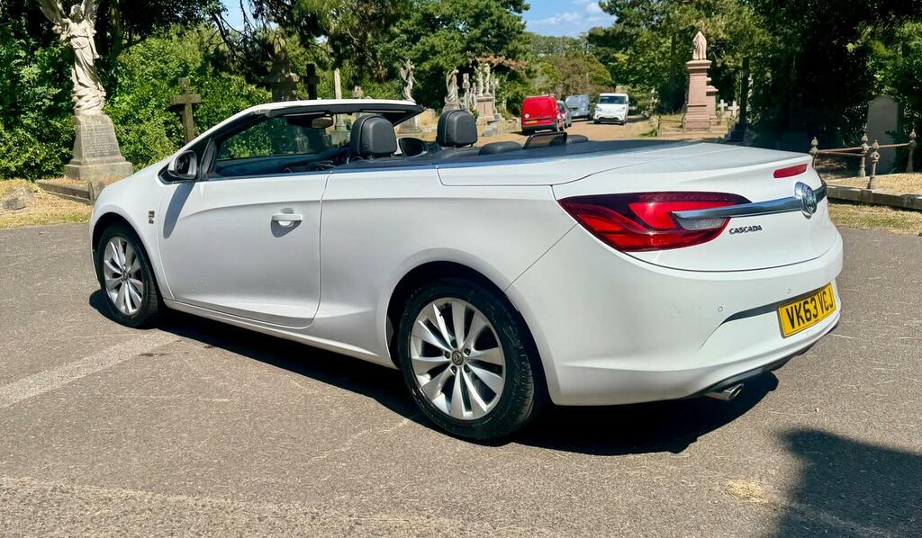 Vauxhall Cascada Se Cdti Ss Great Spec And Value Only Covered 6600 Black #12